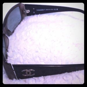 CHANEL Sunglasses with Case